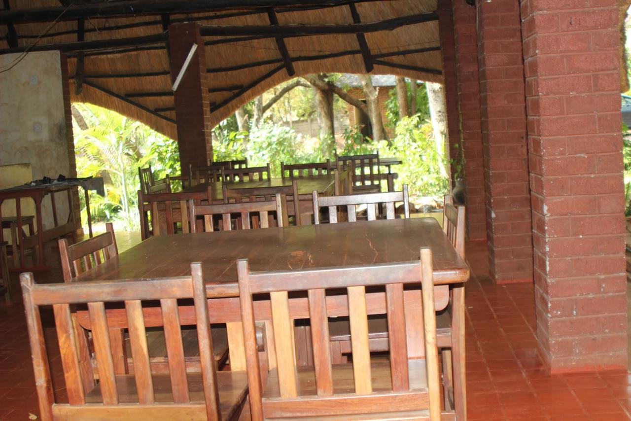 Mosi-Ua-Tunya Lodge Виктория Фолс Екстериор снимка
